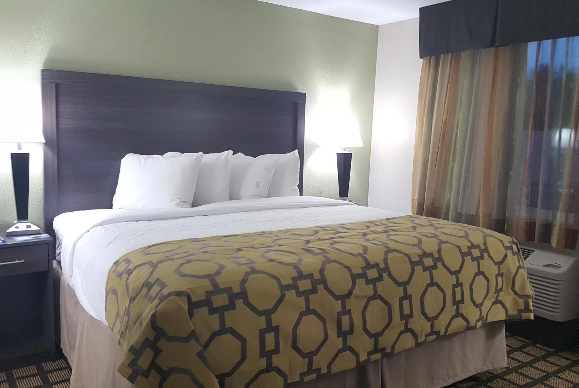 Baymont By Wyndham Hotel 2*