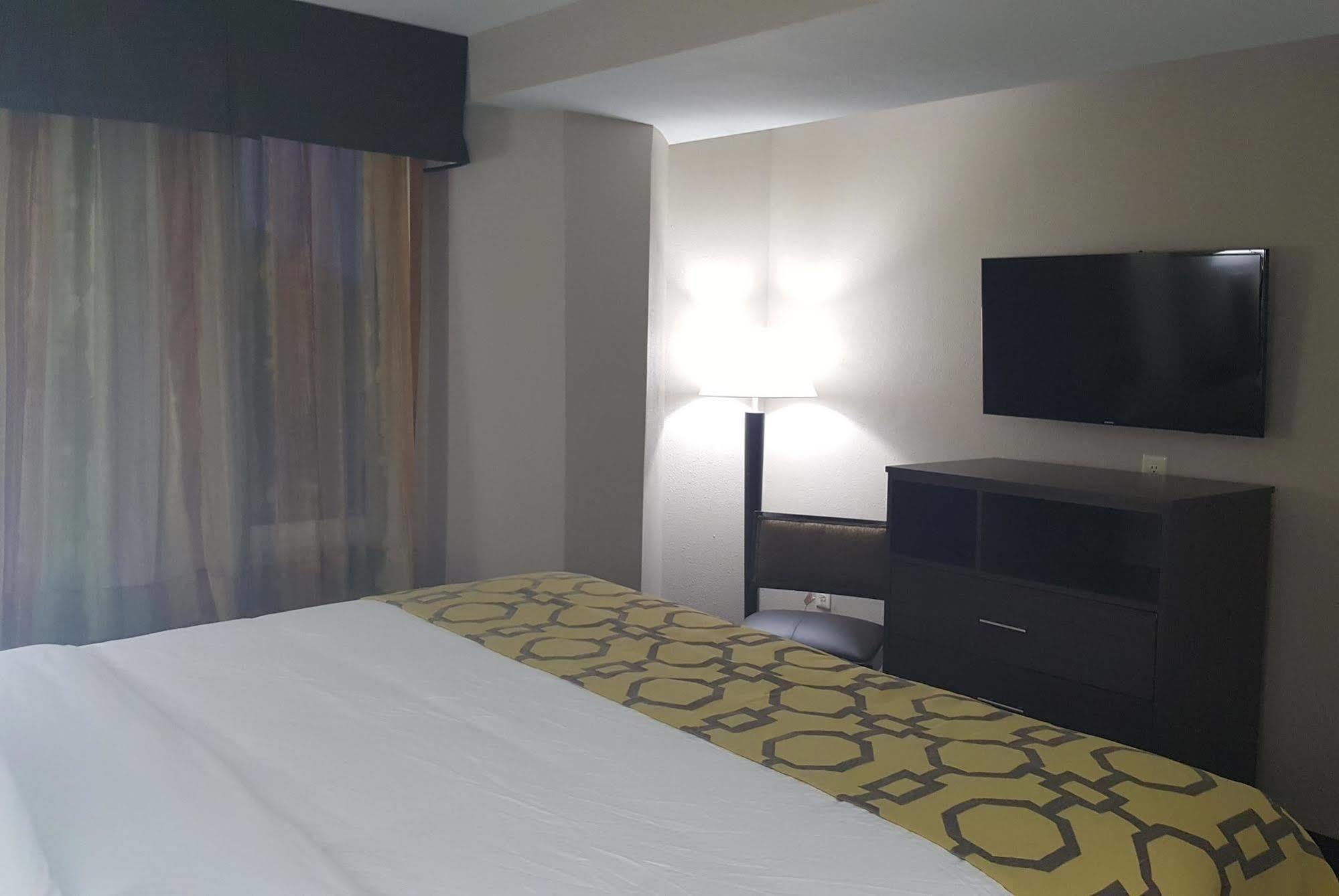 Baymont By Wyndham 2* Clarksville